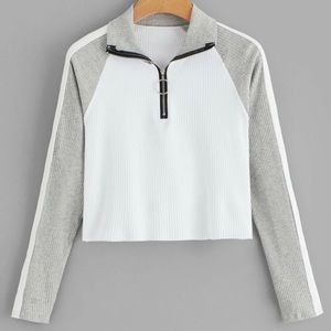 QUARTER ZIP CROP TOP